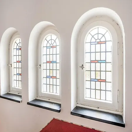 Picturesque In Near Area, Cleaning Included *
